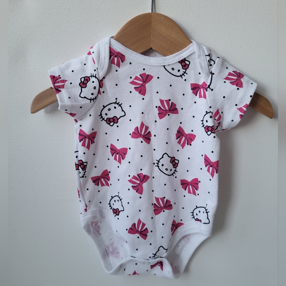 Hello Kitty White and Pink Bow Bodysuit